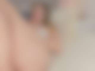Chloe Dee's Live Sex Cam Show