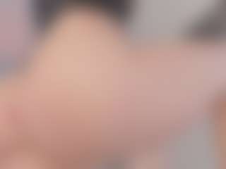 Chloe Dee's Live Sex Cam Show