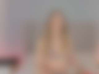Chloe Dee's Live Sex Cam Show