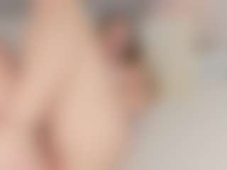 Live cam show with Chloe Dee - Strip on nudelive.tv
