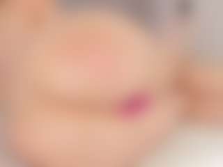 Chloe Dee's Live Sex Cam Show