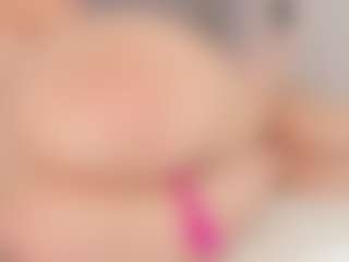 Chloe Dee's Live Sex Cam Show