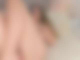 Live cam show with Chloe Dee - Gamer Black on livesuperchat.net | colombia