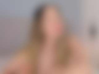 Chloe Dee's Live Sex Cam Show