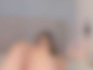 Live cam show with Chloe Dee - College Latina on Livezox | colombia