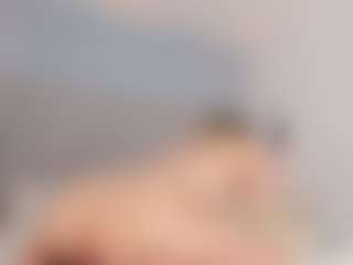 Chloe Dee's Live Sex Cam Show