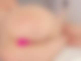 Chloe Dee's Live Sex Cam Show