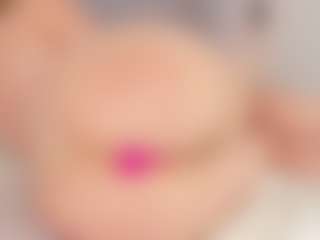 Live cam show with Chloe Dee - Natural on alttransgirls