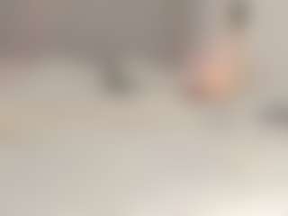Live cam show with Chloe Dee - Tease Blonde Hair on 1on1-livenow
