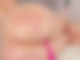Live cam show with Chloe Dee - Natural on googirlz