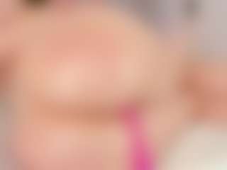 Live cam show with Chloe Dee - Blonde Hair Amateur on CamSodaAdn