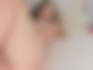 Chloe Dee's Live Sex Cam Show