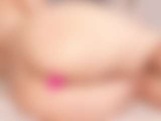 Chloe Dee's Live Sex Cam Show
