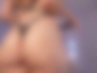 Chloe Dee's Live Sex Cam Show