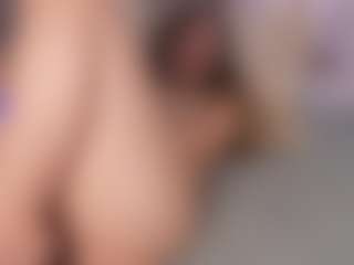 Chloe Dee's Live Sex Cam Show