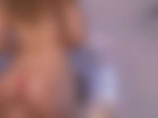 Chloe Dee's Live Sex Cam Show