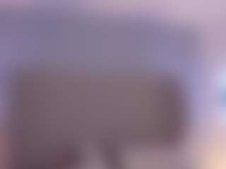 Live cam show with Chloe Dee - Blonde Hair Amateur on CamClone