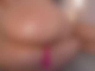 Live cam show with Chloe Dee - Strip Latina on AdultVida.com | colombia