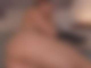 Chloe Dee's Live Sex Cam Show