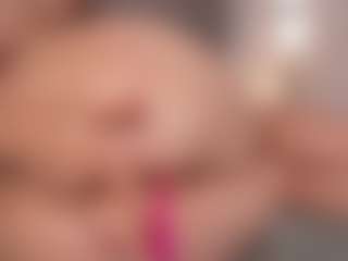Chloe Dee's Live Sex Cam Show