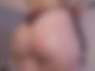 Chloe Dee's Live Sex Cam Show