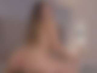 Chloe Dee's Live Sex Cam Show