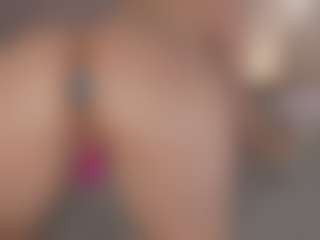 Chloe Dee's Live Sex Cam Show