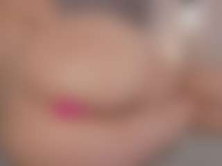 Live cam show with Chloe Dee - Natural on Chatstar