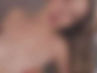 Live cam show with Chloe Dee - Tight on Cam Slut