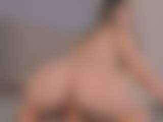 Chloe Dee's Live Sex Cam Show