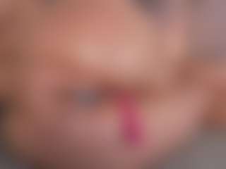 Chloe Dee's Live Sex Cam Show