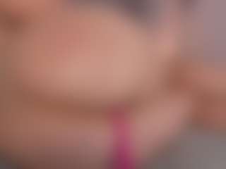 Chloe Dee's Live Sex Cam Show