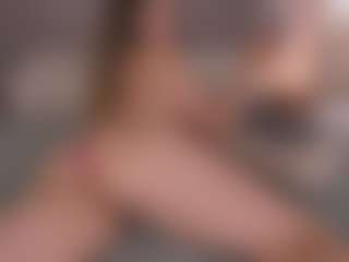 Chloe Dee's Live Sex Cam Show