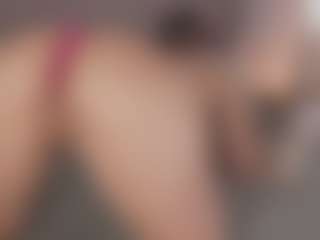 Chloe Dee's Live Sex Cam Show