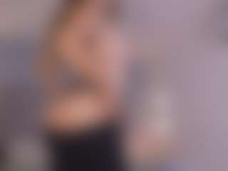 Chloe Dee's Live Sex Cam Show