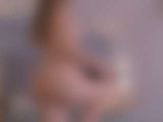 Chloe Dee's Live Sex Cam Show