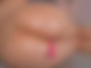 Chloe Dee's Live Sex Cam Show