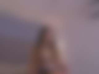 Chloe Dee's Live Sex Cam Show