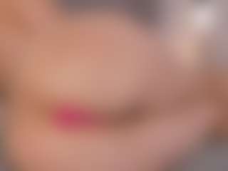 Chloe Dee's Live Sex Cam Show