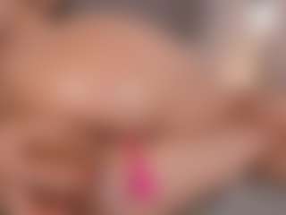 Chloe Dee's Live Sex Cam Show