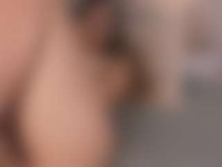 Chloe Dee's Live Sex Cam Show