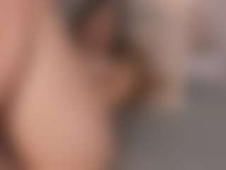 Live cam show with Chloe Dee - Dirty on liverealitysex.com