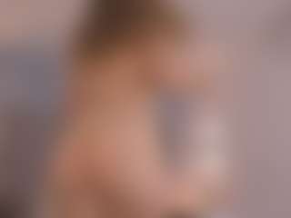 Chloe Dee's Live Sex Cam Show
