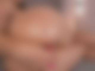 Chloe Dee's Live Sex Cam Show