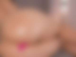 Chloe Dee's Live Sex Cam Show