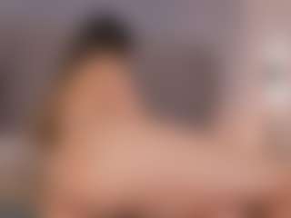 Chloe Dee's Live Sex Cam Show
