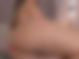 Chloe Dee's Live Sex Cam Show