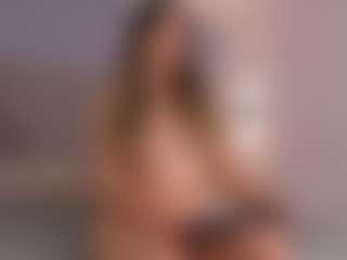 Chloe Dee's Live Sex Cam Show