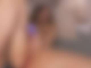 Chloe Dee's Live Sex Cam Show
