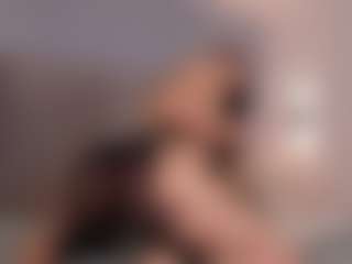 Chloe Dee's Live Sex Cam Show